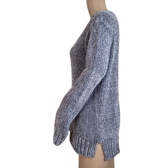 Orvis Women's Soft Cozy Chenille V-Neck Sweater Gray - Picture 2 of 5